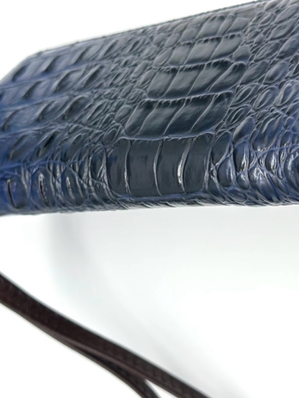 Navy & Light Blue Croc-Embossed High Quality Vegan Leather Tote with Wallet - Picture 7 of 12